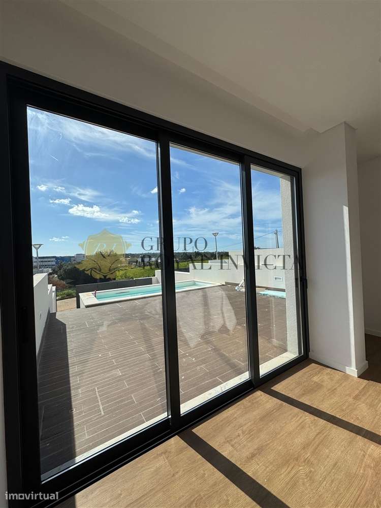 MORADIA V4 DE LUXO – PISCINA & JARDIM PRIVADO | FERRAGUDO - ALGARVE-10