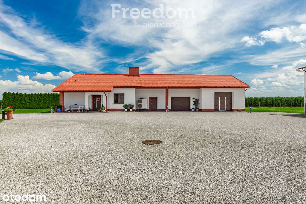 Gospodarstwo z eleganckim domem, halą i maszynami - Pełny obrazek: 4/20