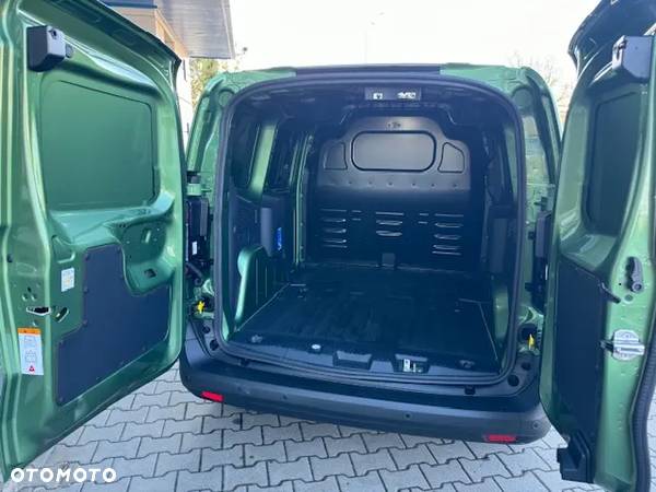 Ford Transit Courier - 9