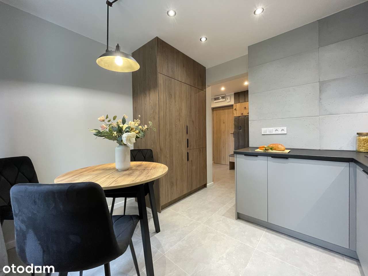 Twoje Nowe Mieszkanie! Po Remoncie! Balkon! Piwnica! Klimatyzacja! - Pełny obrazek: 2/17