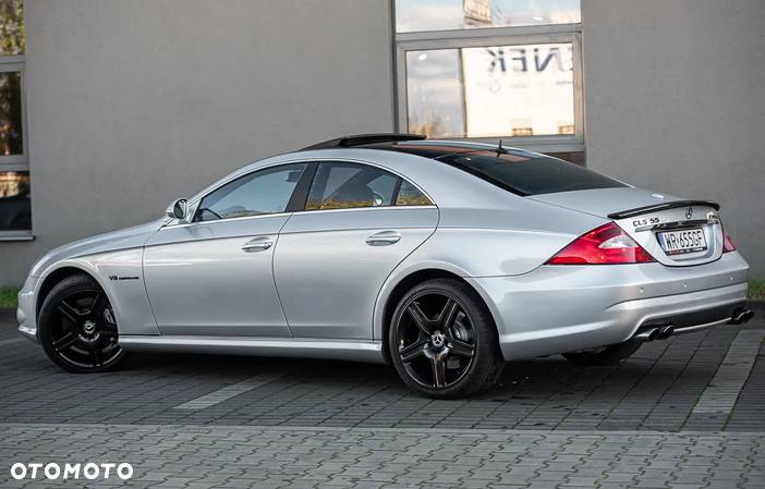 Mercedes-Benz CLS 55 AMG - 10