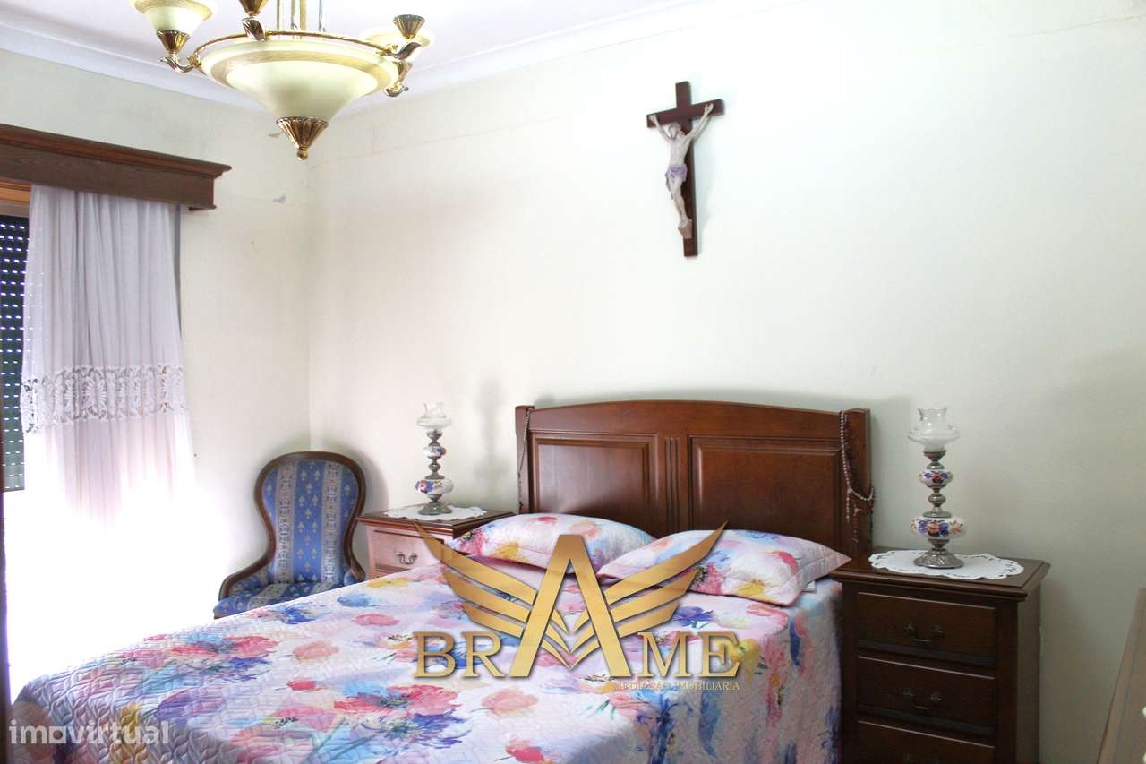 MORADIA PAÇOS DE FERREIRA-14