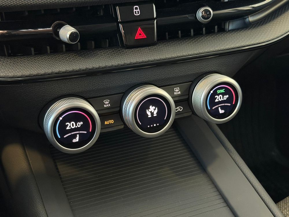 Skoda Superb COMBI Essence 1.5 TSI 150KM Salon Polska FV23%