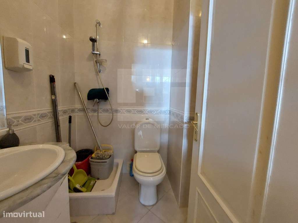 Moradia em banda à venda, t4 , Quinta Grande.-56