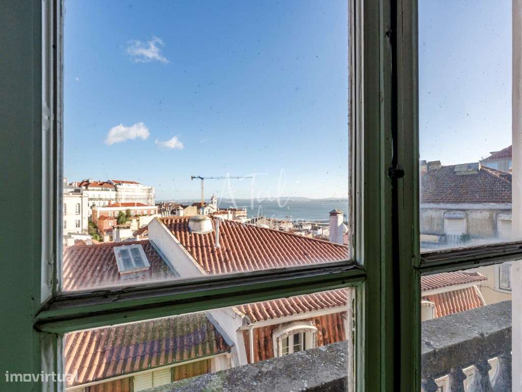 SANTA CATARINA APARTAMENTO DE LUXO T1-5