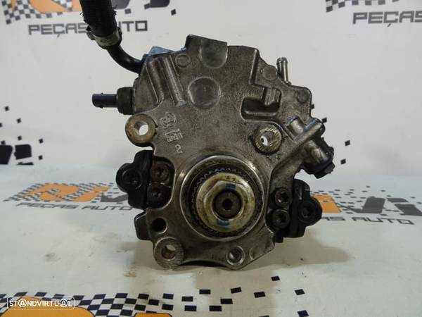 Bomba De Injeção / Alta Pressão Mercedes-Benz E-Class (W212)  A6510700 - 4