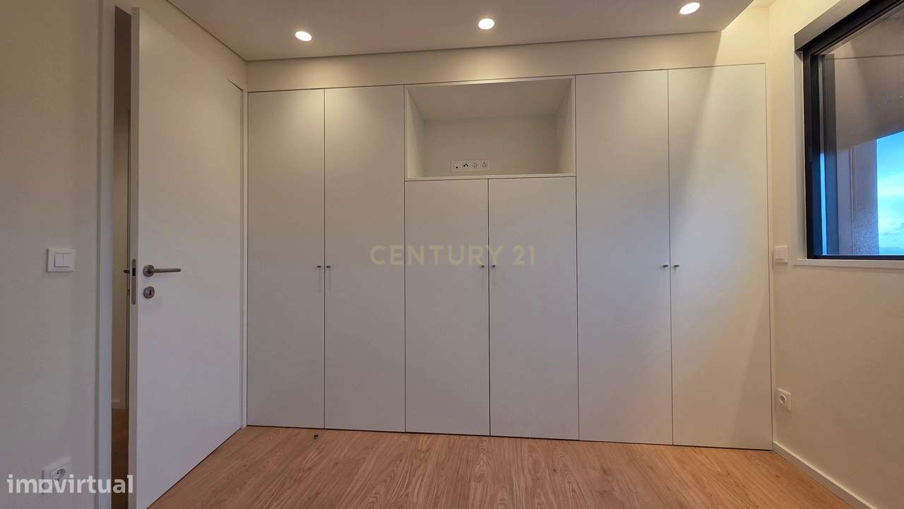 Apartamento T2 Lavandeira Gaia com Vistas-25