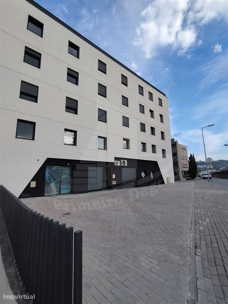 Oportunidade Única no Coração da Cidade – T4 com 195 m² - Grande imagem: 5/33