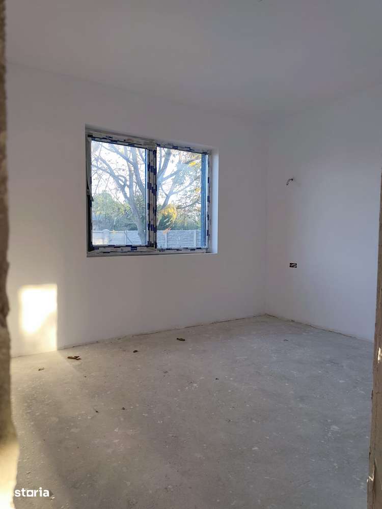 FARA COMISIOANE in Gulia la drum asfaltat casa 4 camere 2 bai P+M-12