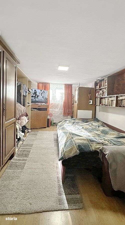 Curte Generoasa | Loc de Parcare - Imagine principală: 2/10