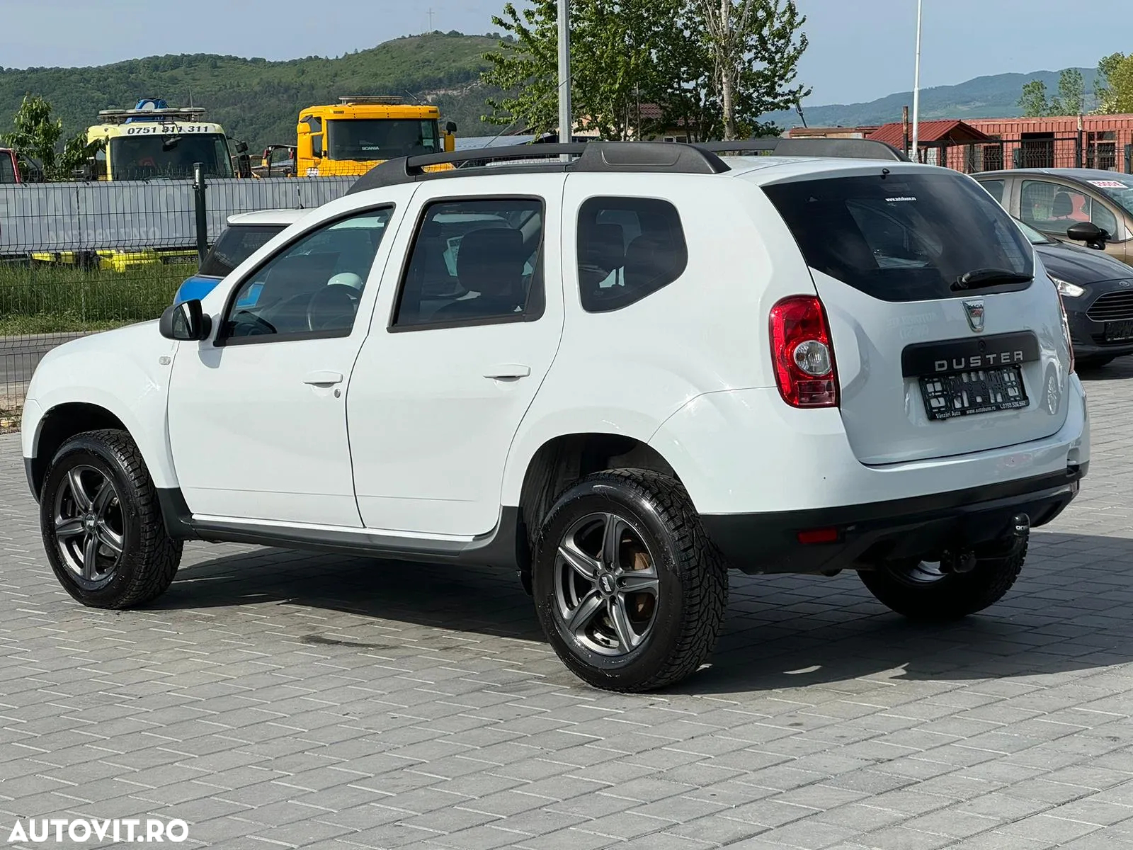 Dacia Duster 1.6 4x2 Ambiance - 3