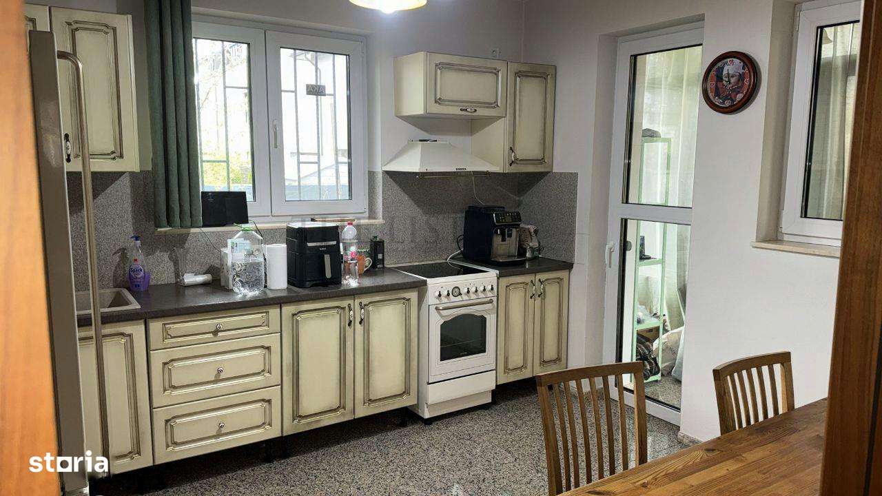 De Vanzare | Casa cu 4 camere | Otopeni - Imagine principală: 5/7