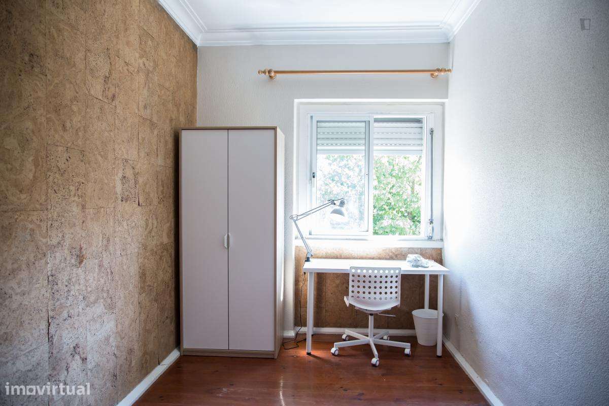 Quarto - localizado em Alvalade Lisbon - Grande imagem: 5/6