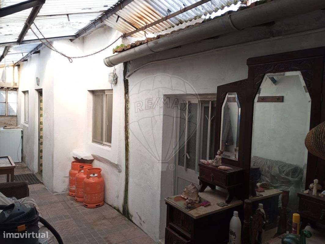 Moradia T1 para venda - Grande imagem: 5/10