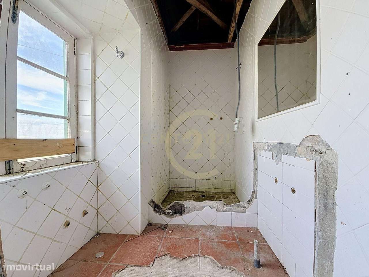 Moradia Usada em Serreta, Angra do Heroísmo - 110.000€-16