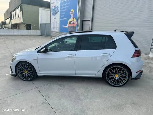 VW Golf 2.0 TSI GTI DSG Performance - 21