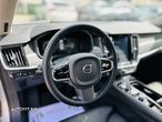 Volvo S90 T8 Twin Engine AWD Geartronic Momentum - 11
