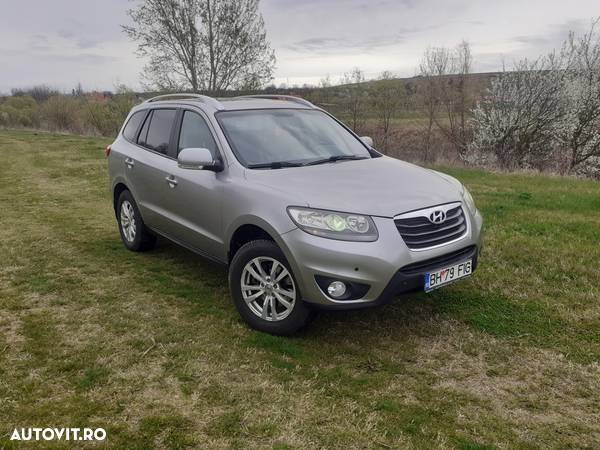 Hyundai Santa Fe - 2