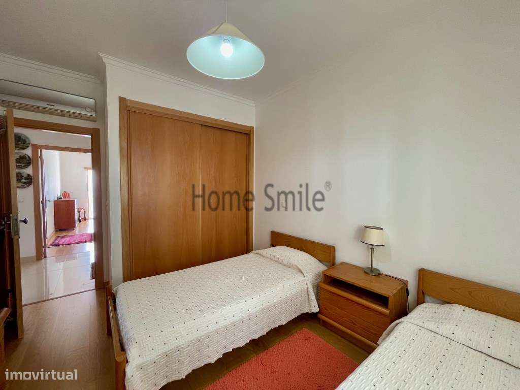 T3 EM CONDOMINIO COM PISCINA. VISTA MAR-22