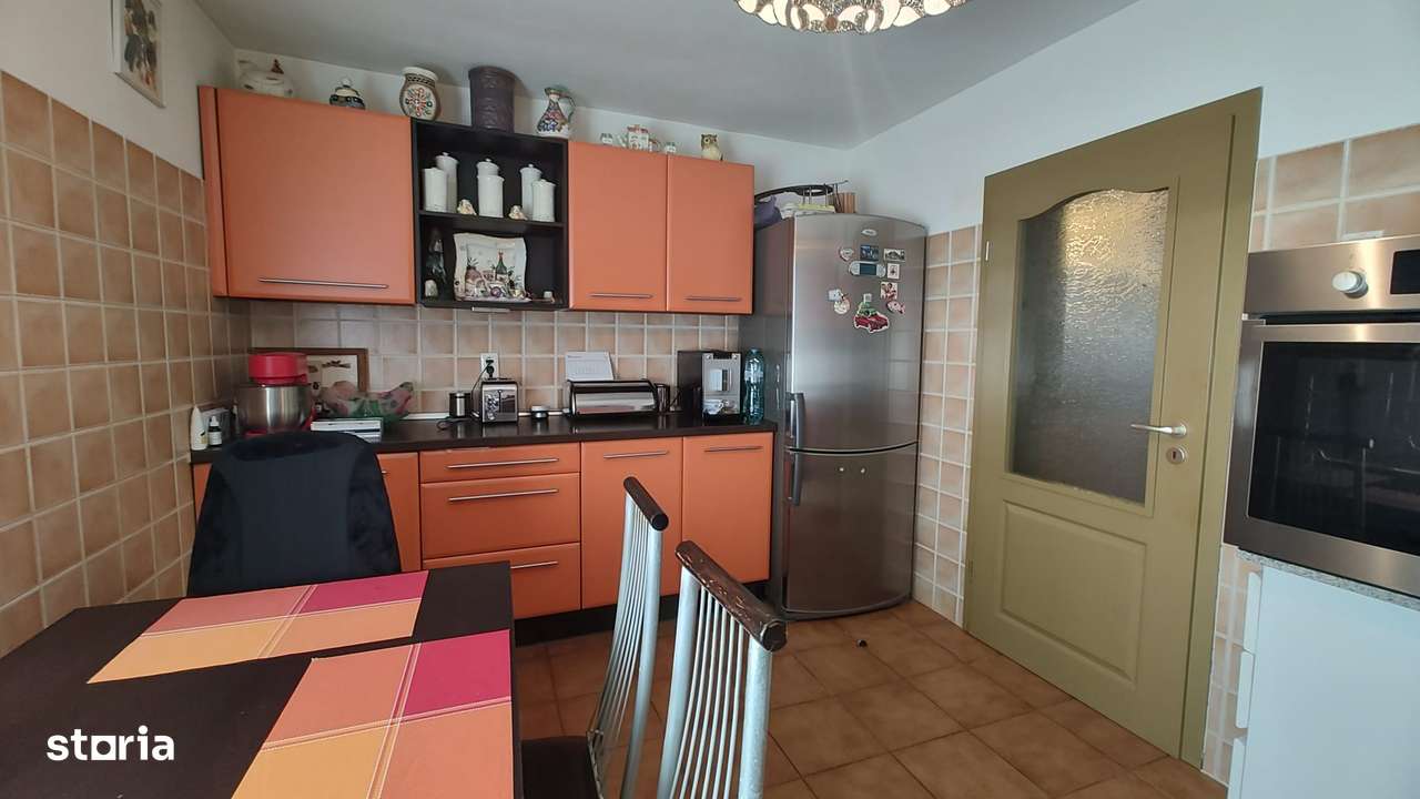 De vanzare casa in Bacia ,nr.4A-8