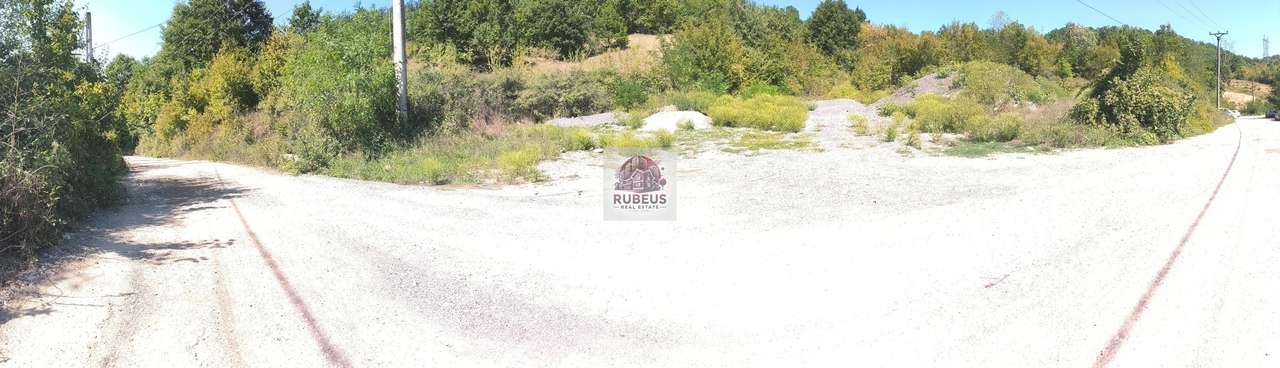 Teren intravilan 2.580 mp Eșelnița, acces DN57, ideal turism, locuinte-10