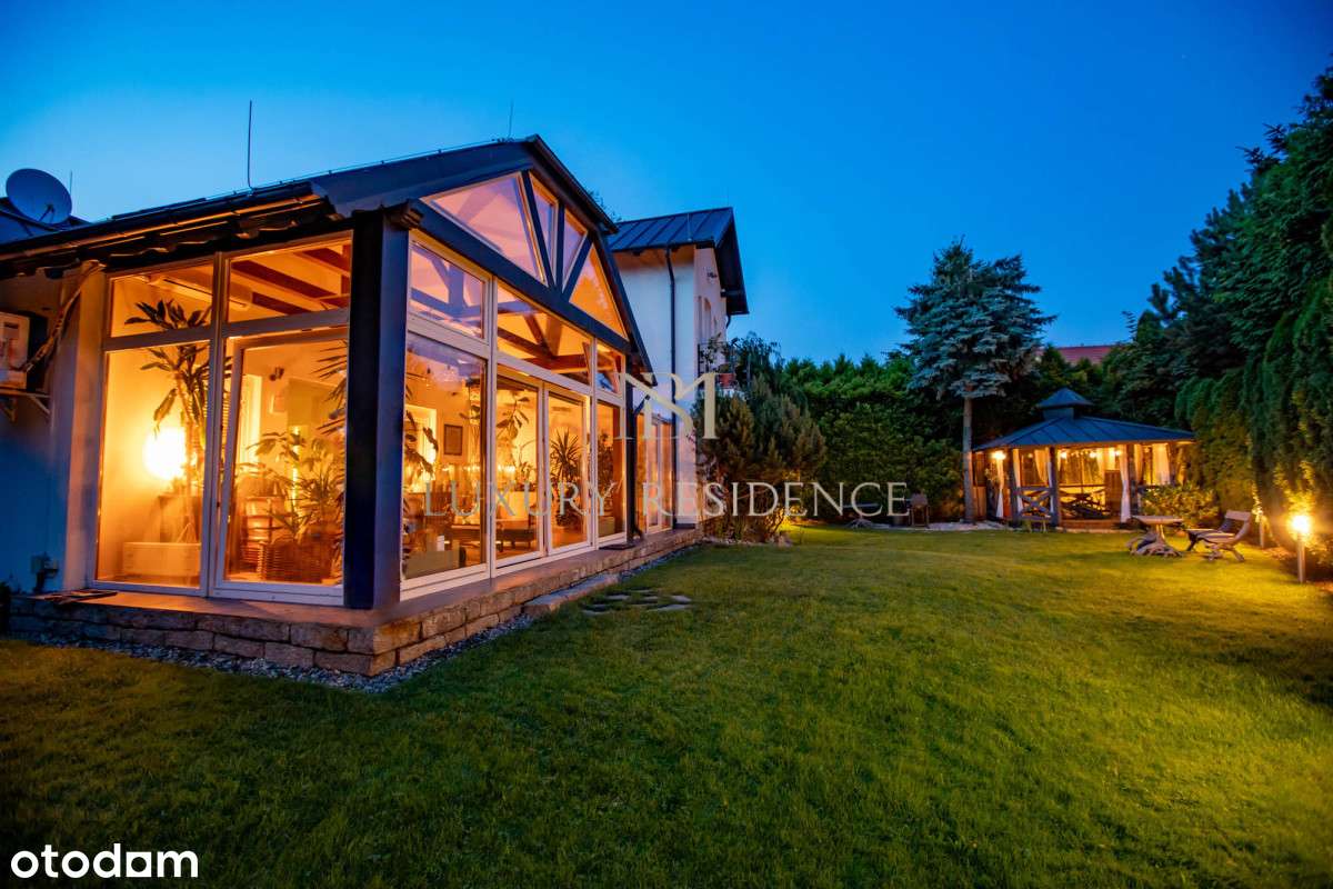 Dom z Ogrodem Zimowym - Smochowice-6