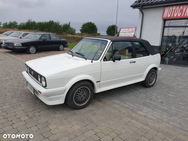 Volkswagen Golf - 16