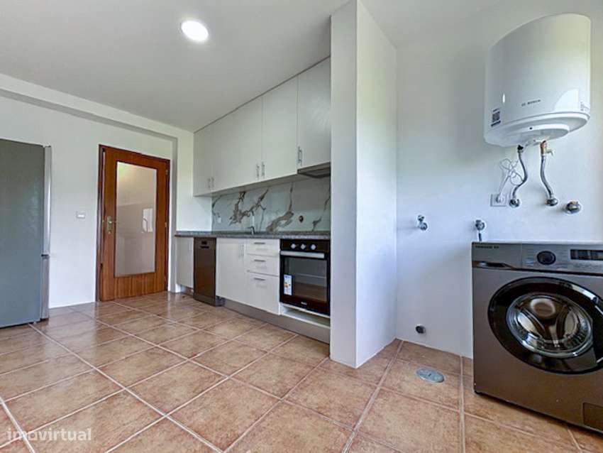 Apartamento T2 em São João de Ver-8