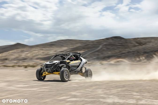 Can-Am Maverick - 10