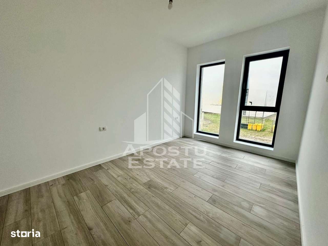 Apartament cu 2 camere, decomandat, etaj 1, zona Planetelor - Imagine principală: 3/9