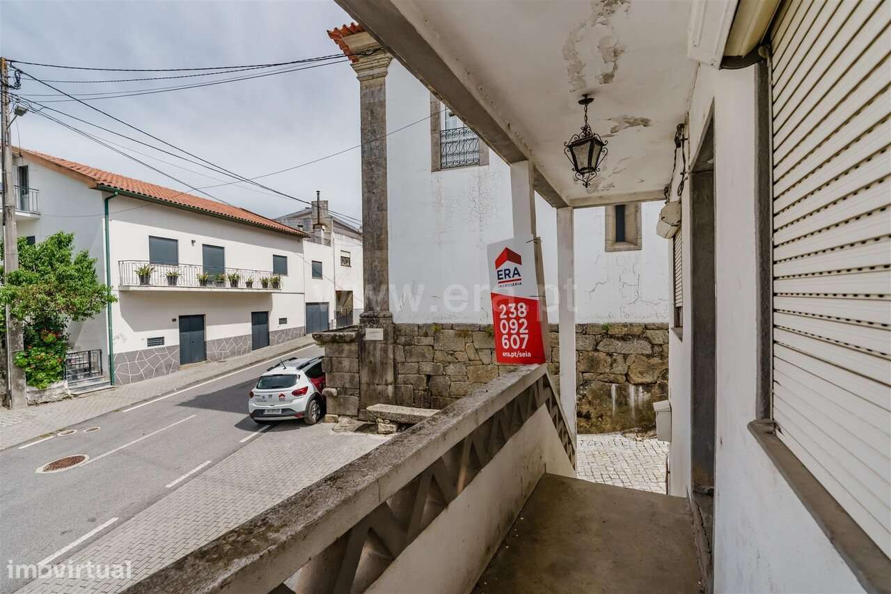Moradia T3 / Seia, Santiago-6