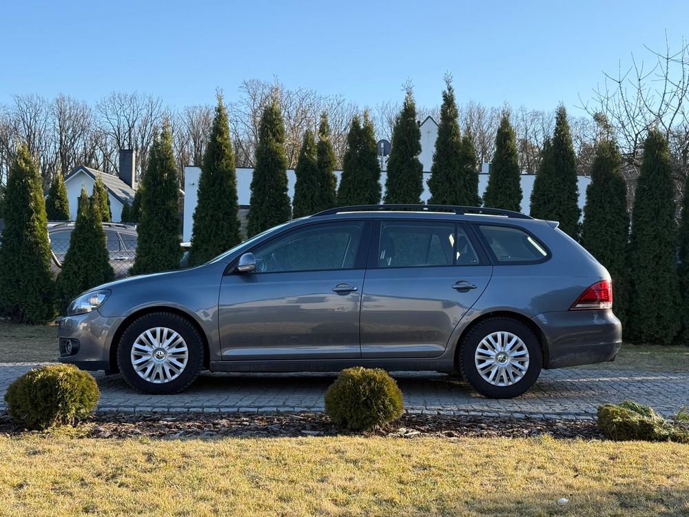 Volkswagen Golf VI (2008-2013) 1.6 TDI DPF Comfortline 2011