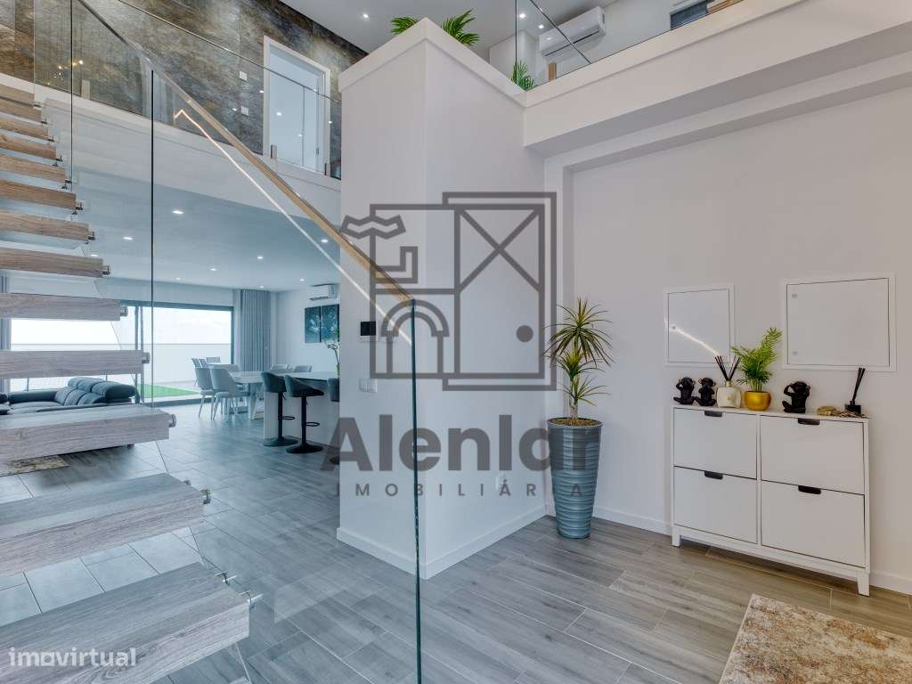Moradia Contemporânea em Alenquer-11