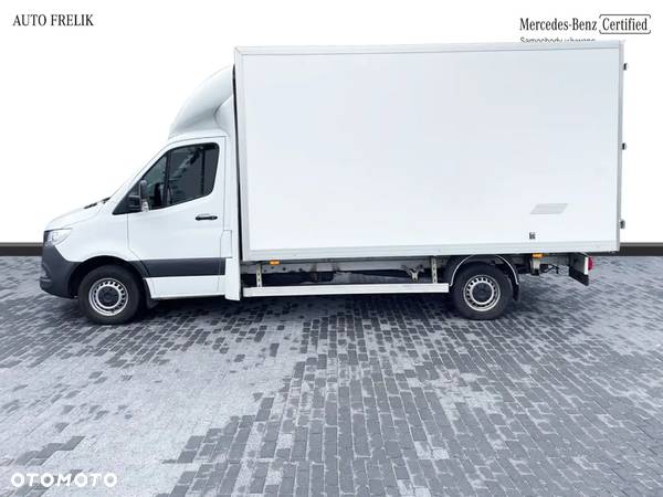 Mercedes-Benz Sprinter - 2