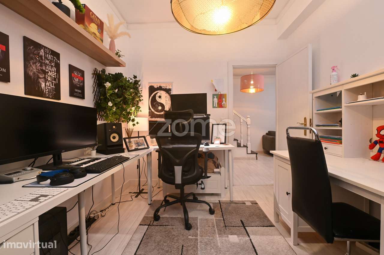 Apartamento T1+2 Duplex em São Marcos, Sintra-19