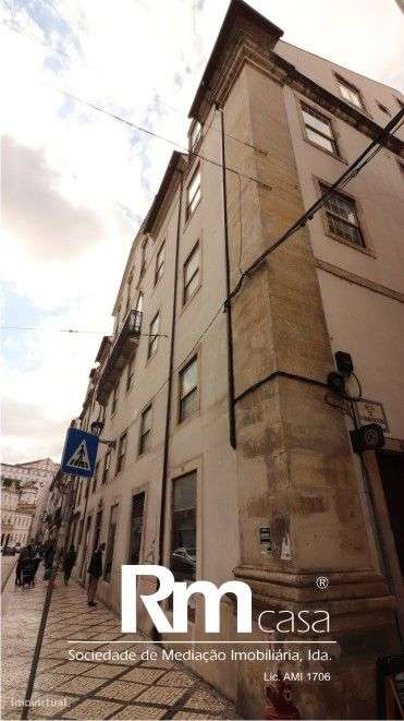 Magnifico prédio devoluto na Rua da Sofia, Largo do Terreiro da Erva-51