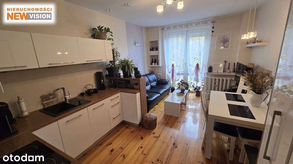 Ul.TYsiąclecia, Mieszkanie w niskim bloku - Pełny obrazek: 1/17