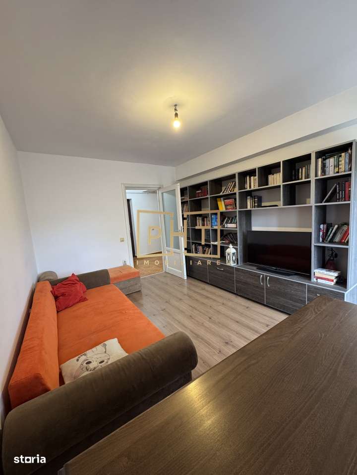Apartament 2 camere decomandate, etaj intermediar, terasa, parcare, Po - Imagine principală: 2/12