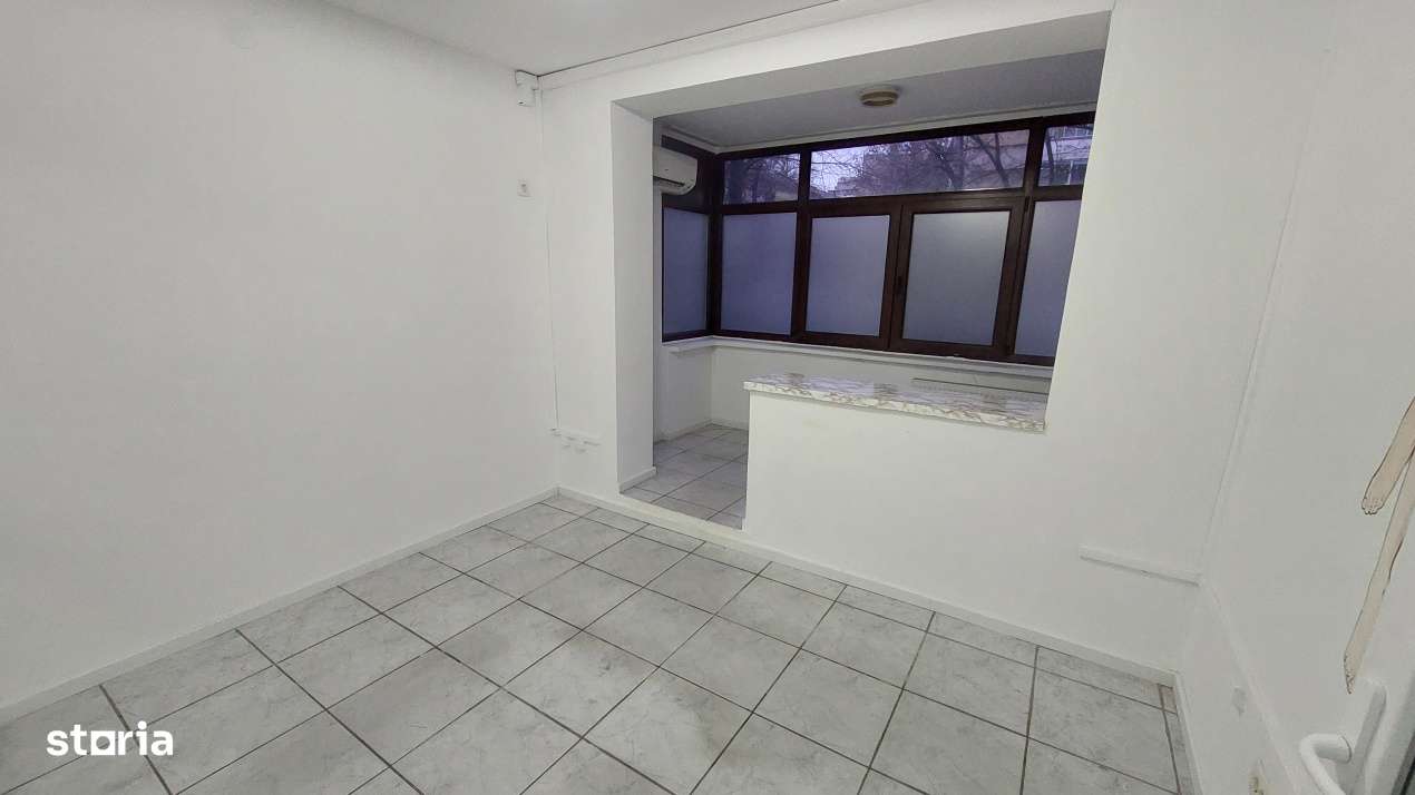 Spatiu comercial, parter, 50 mp, Calea Bucuresti zona Scoala 21 - Imagine principală: 4/7