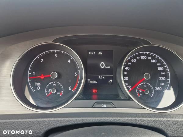 Volkswagen Golf 1.6 TDI BlueMotion Technology Comfortline - 16