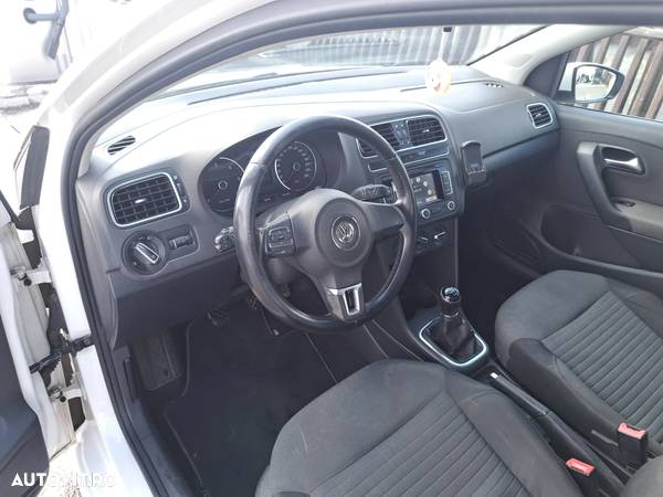 Volkswagen Polo 1.2 TDI CR DPF Comfortline - 5