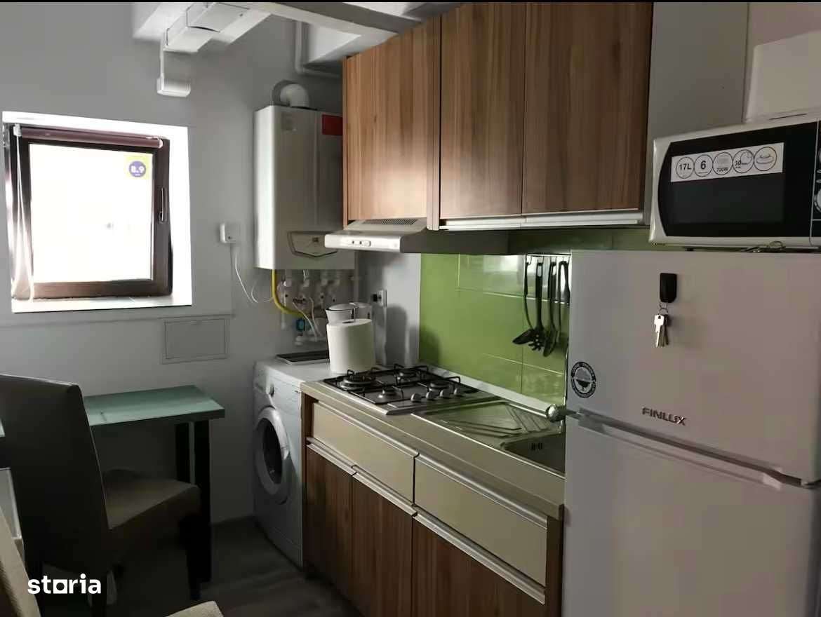 Mamaia Nord studio mobilat si utilat, cu curte proprie și loc  parcare - Imagine principală: 4/8