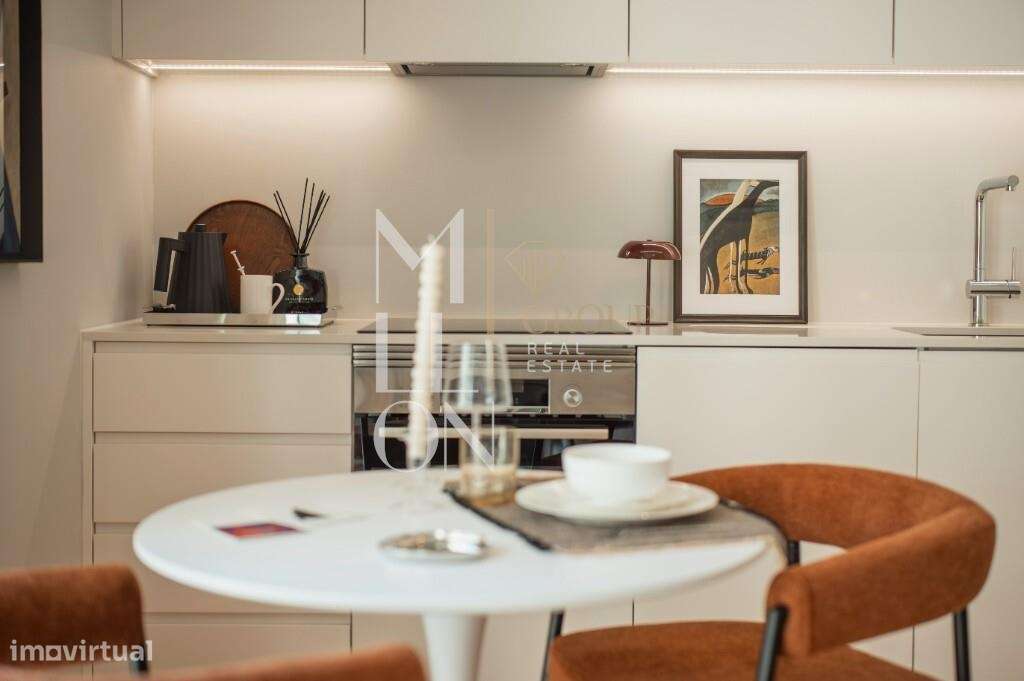 Apartamento em condominio com piscina - Avenida Liberdade-10