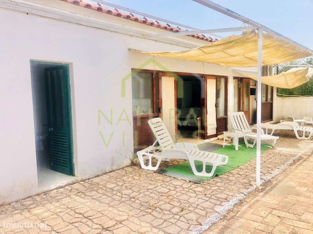 Moradia de Campo T5 com Piscina de Água Salgada e Terreno, Tunes-16