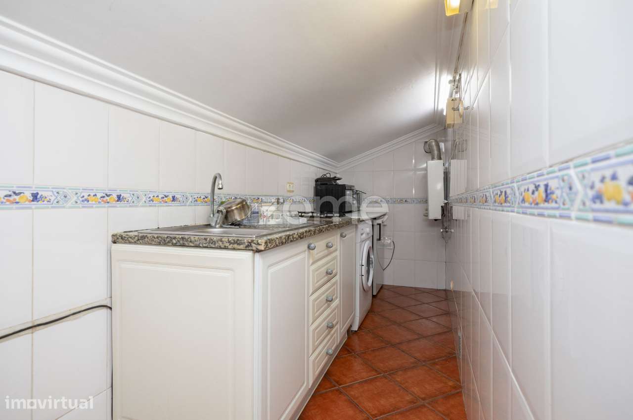 Prédio composto por dois apartamentos | Guerra Junqueiro | Coimbra-26