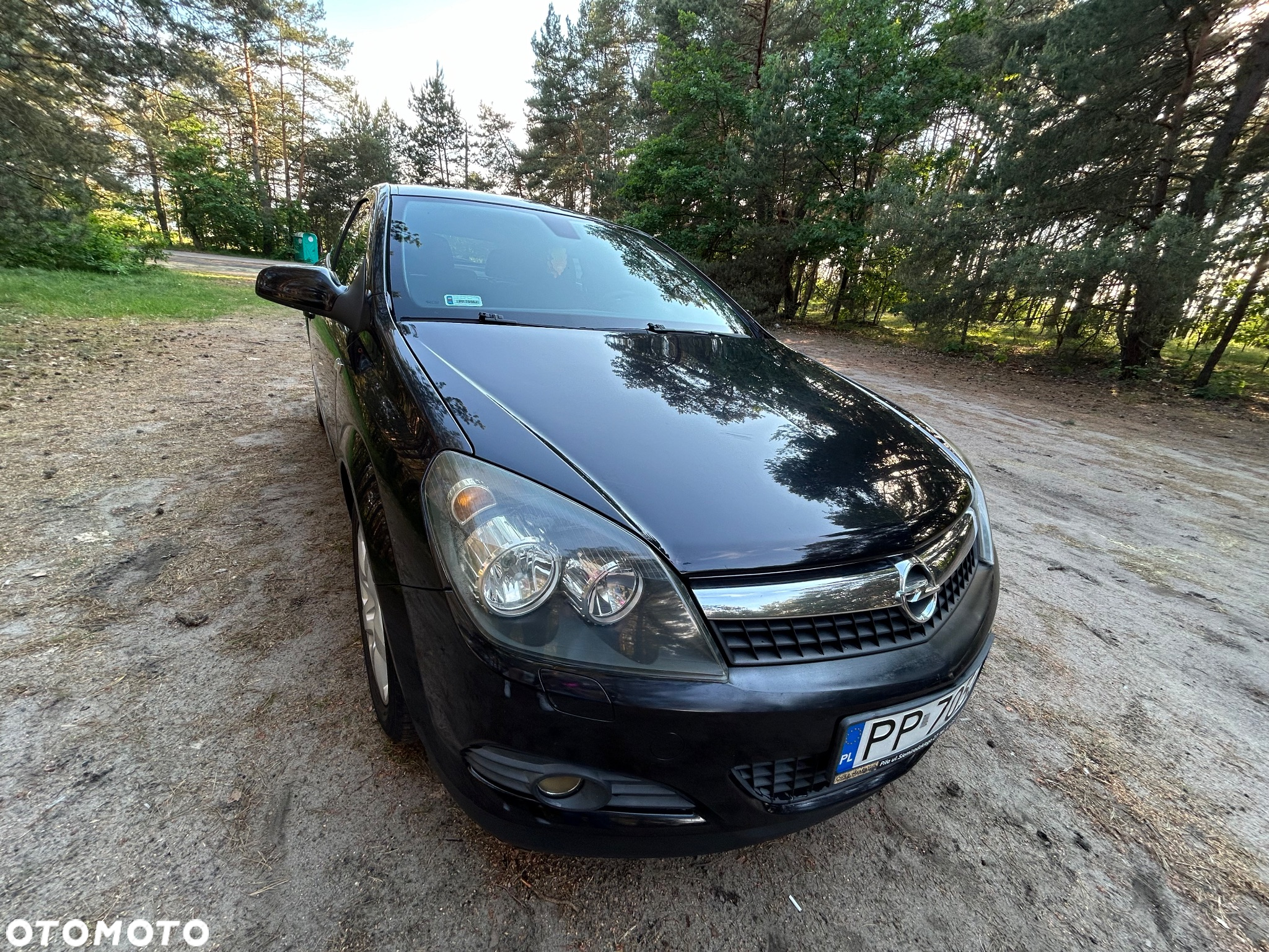 Opel Astra III GTC 1.6 Essentia - 15