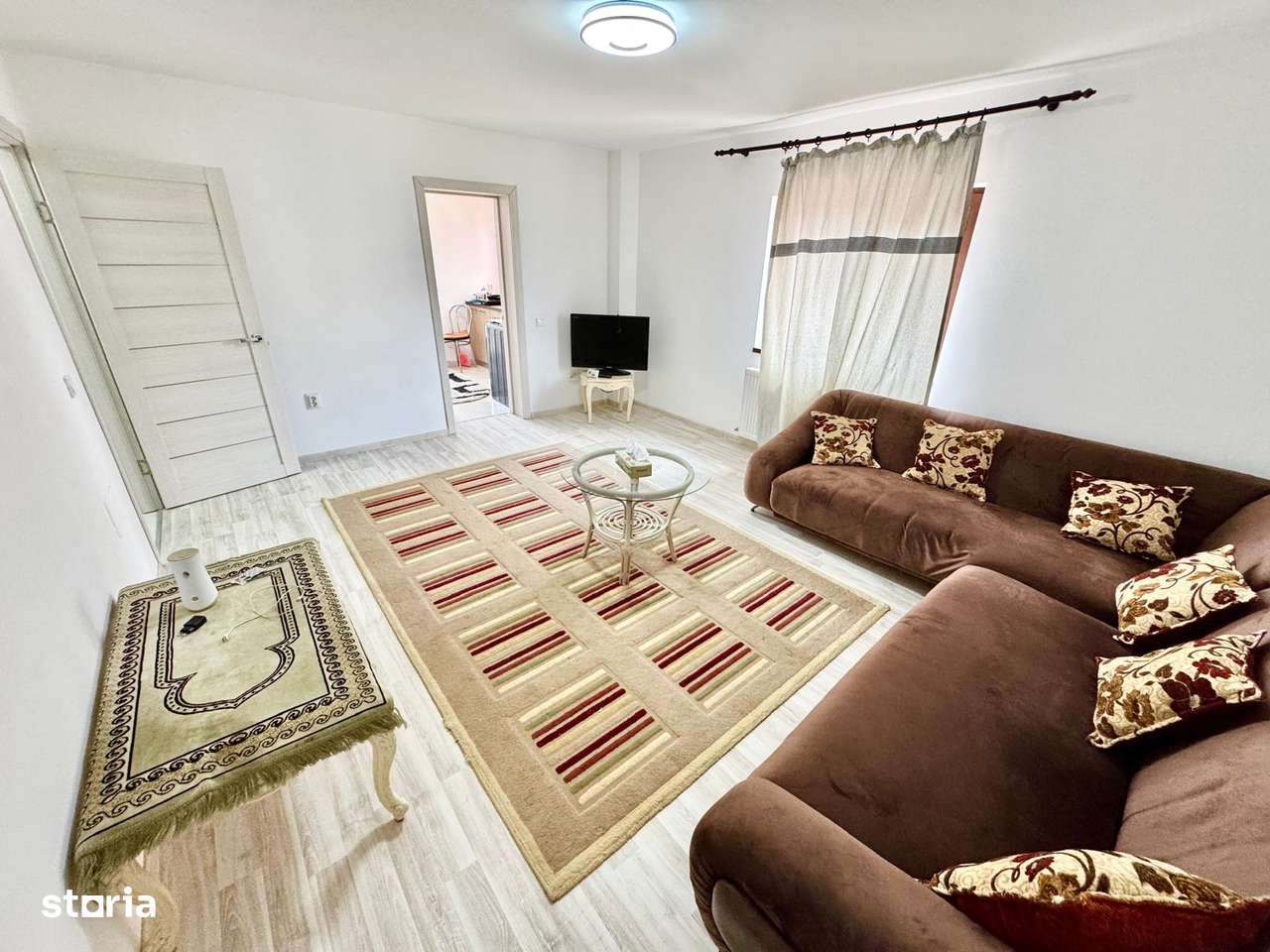Apartament 2 camere 61 mp, etaj 1, terasa, parcare, boxa, Bucium/Visan-0