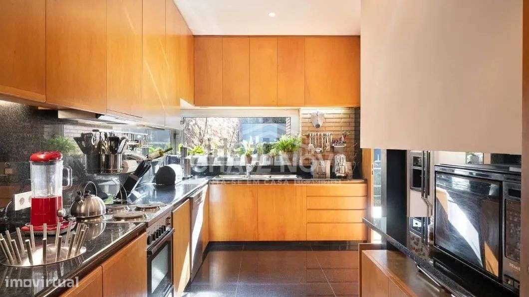 Moradia T4 suites  jardim e terraços Garagem 2/ 3 Viaturas  Boavista - Grande imagem: 4/50