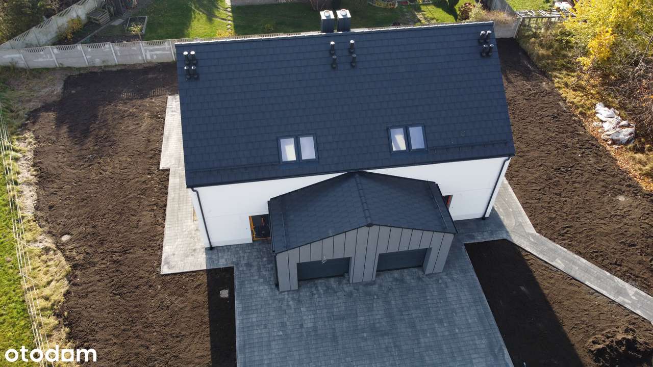 Dom z garażem, 4 sypialnie, pompa ciepła+kominek, strych-16