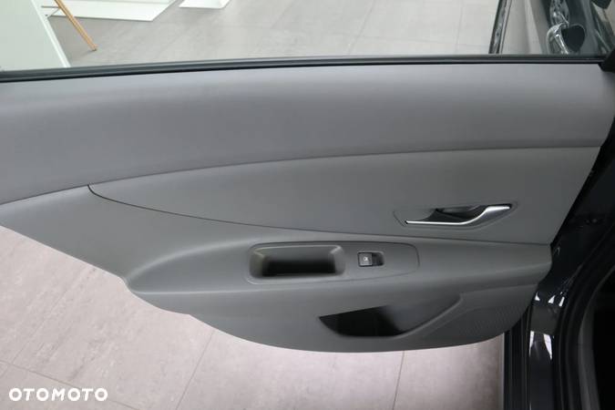 Hyundai Elantra 1.6 Modern - 10